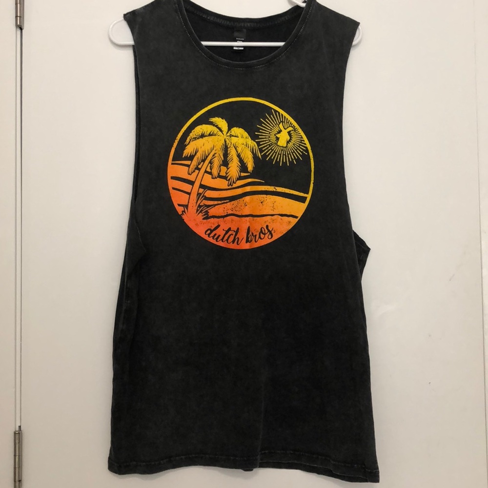 Dutch Bros tank nwot